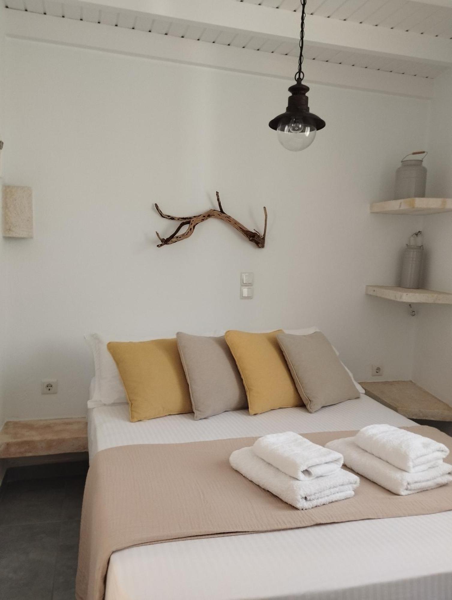 Agios Nikolaos Beach House Kímolos Eksteriør bilde