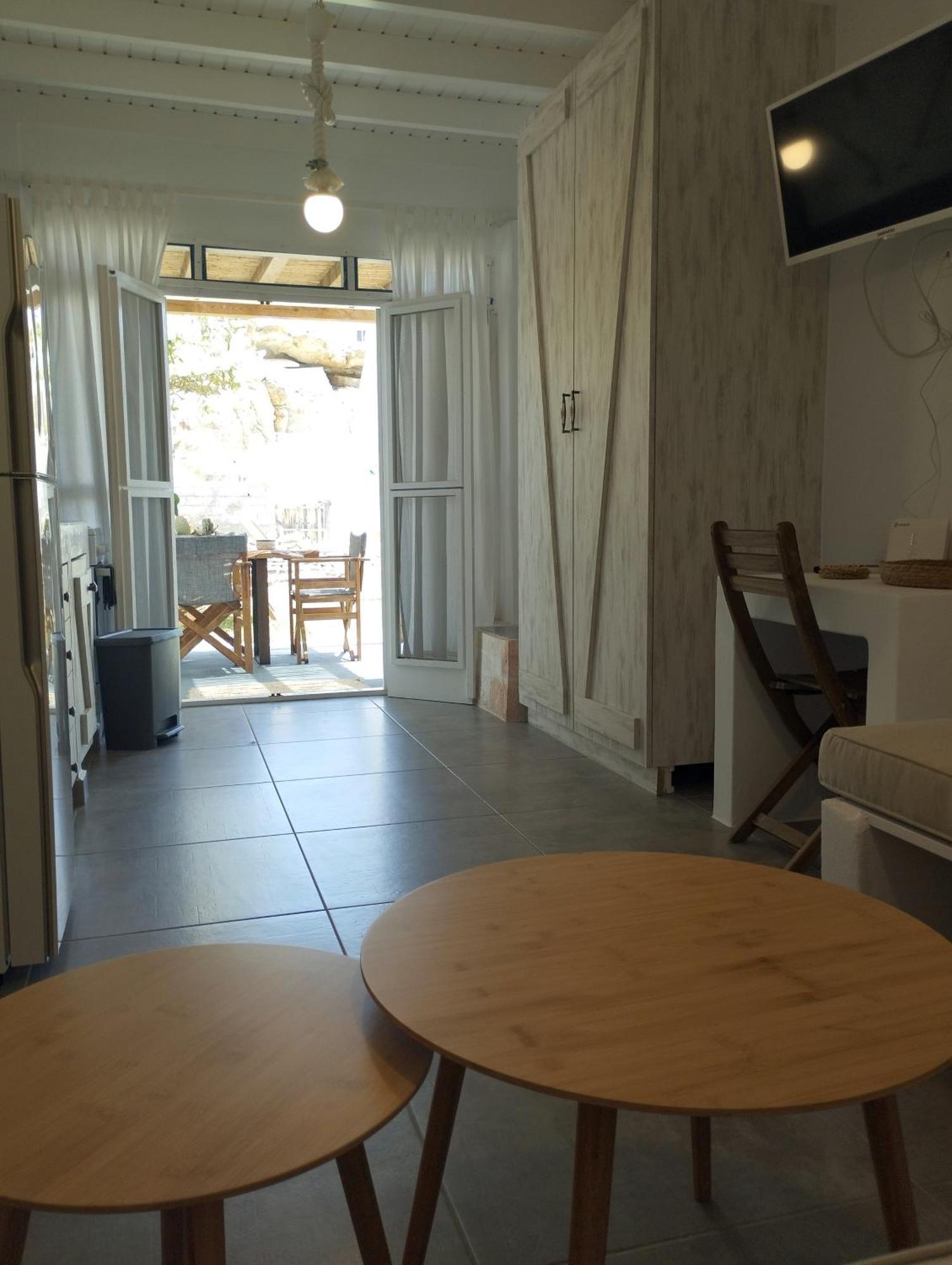 Agios Nikolaos Beach House Kímolos Eksteriør bilde