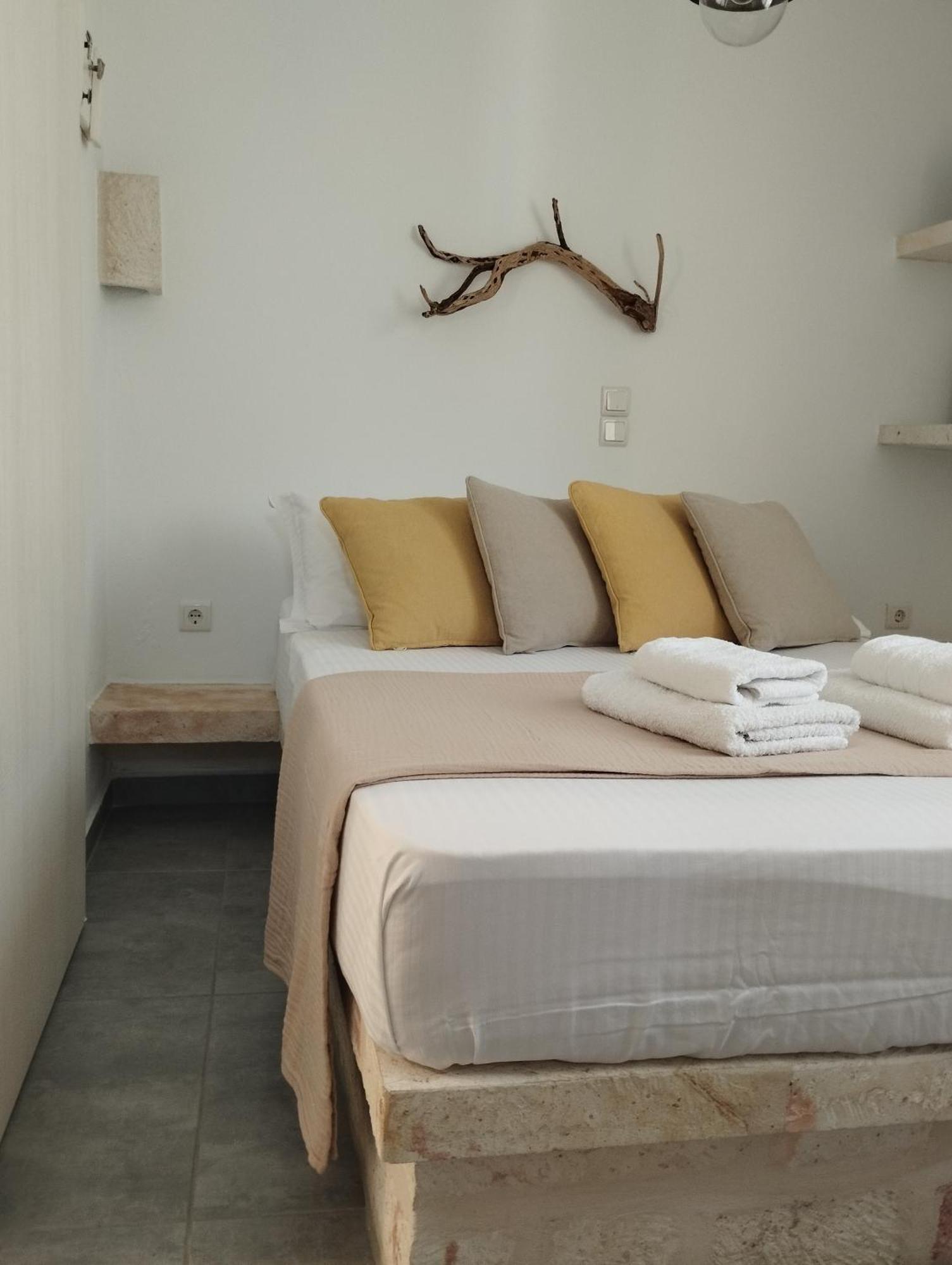 Agios Nikolaos Beach House Kímolos Eksteriør bilde